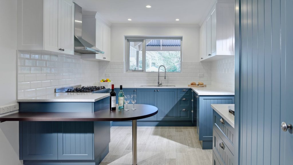 G-Shaped Kitchen (Peninsula Kitchen)