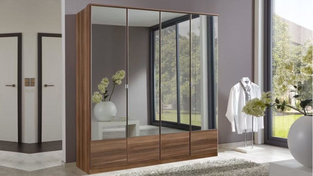 Hinged Wardrobe with Mirror Design